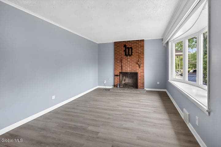 10 Warren Avenue, Albany, NY, photo 2