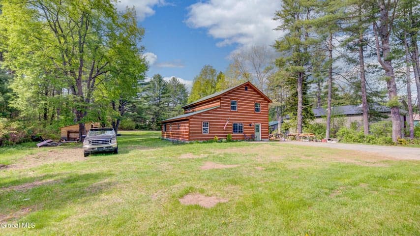127 Little Amsterdam Road, Wells, NY, photo 4