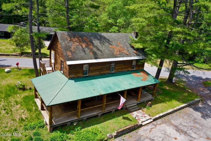746 Howe Road, Lake Luzerne, NY, photo 4