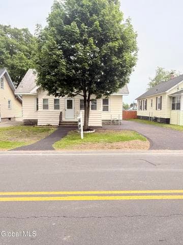 1231 N Westcott Road, Rotterdam, NY, photo 2