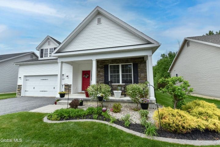 6 Cypress Street, Ballston, NY, photo 1