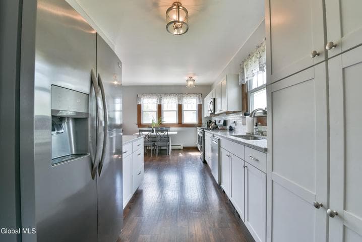 106 Frederick Avenue, Colonie, NY, photo 5