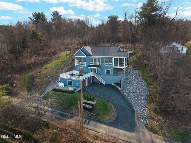 91 Rodgers Lane, Saratoga Springs, NY, photo 3