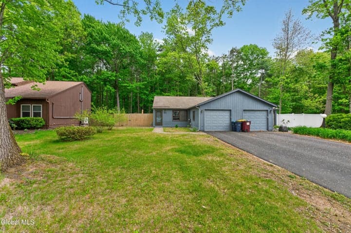 85 Wake Robin Road, Ballston Spa, NY, photo 1