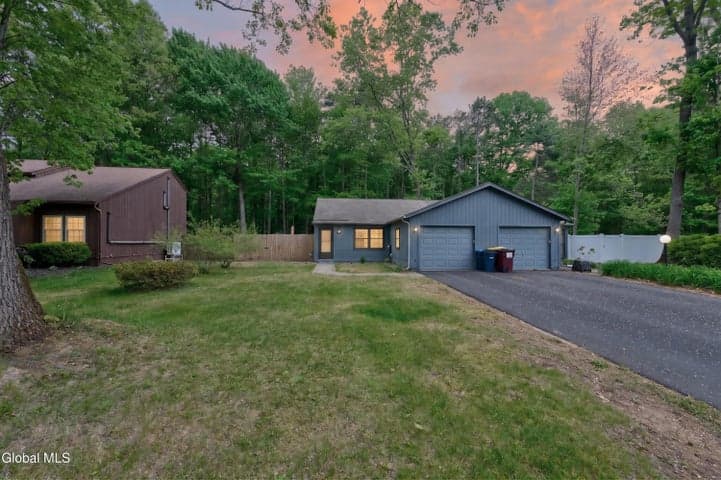 85 Wake Robin Road, Ballston Spa, NY, photo 2
