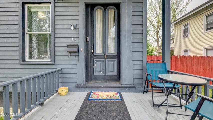10 Gilbert Street, Johnstown, NY, photo 2