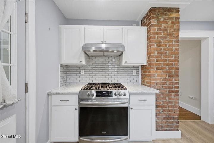 111 Platt Street, Glens Falls, NY, photo 4