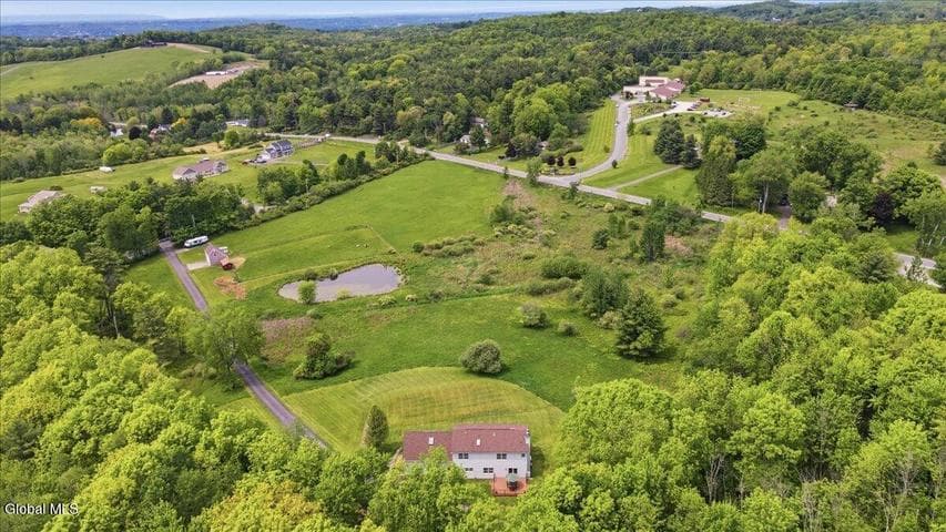 292 Mammoth Spring Road, North Greenbush, NY, photo 4