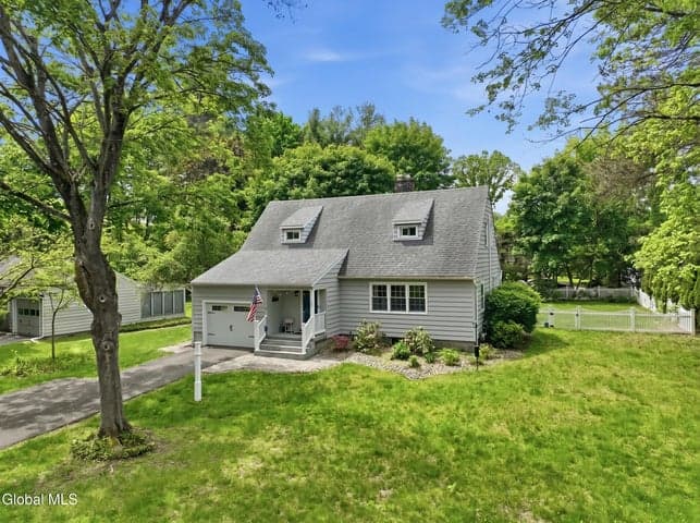 87 Murray Avenue, Delmar, NY, photo 1