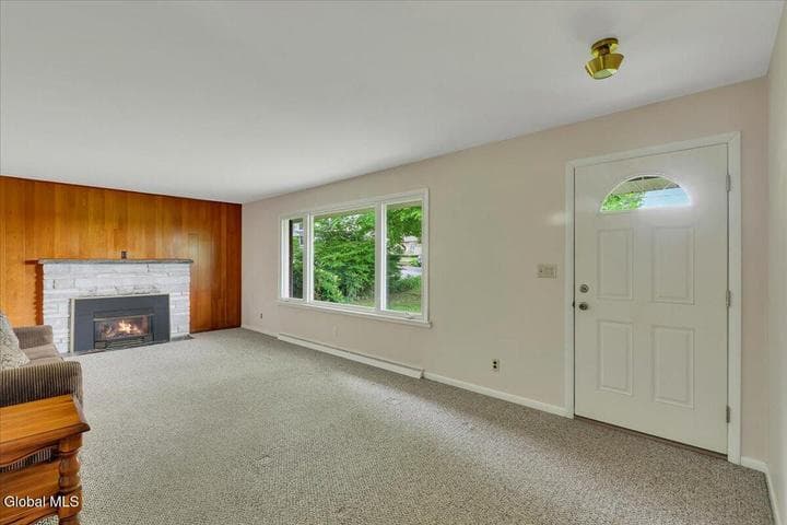 4 Pheasant Lane, East Greenbush, NY, photo 2