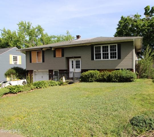 247 Pinehurst Avenue, East Greenbush, NY, photo 2