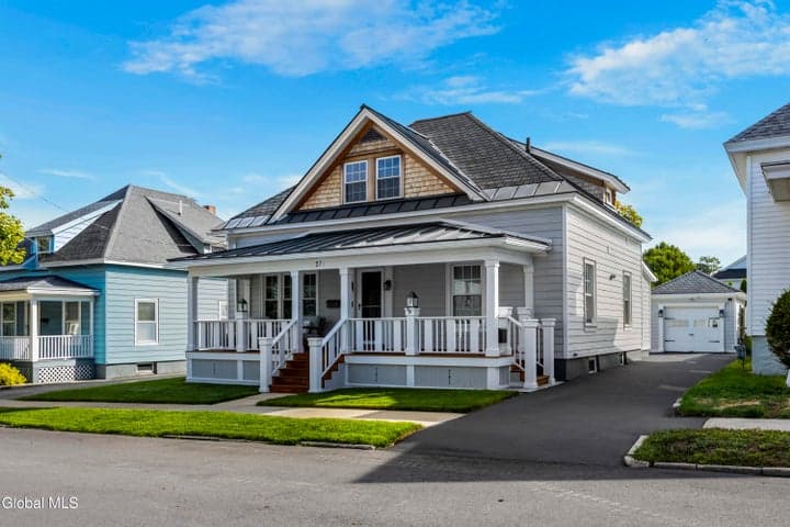 27 Almond Street, Gloversville, NY, photo 3