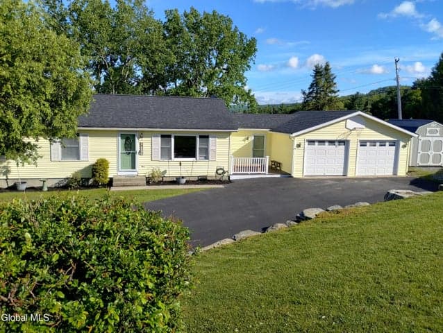 594 Wilson Hill Road, Hoosick Falls, NY, photo 1