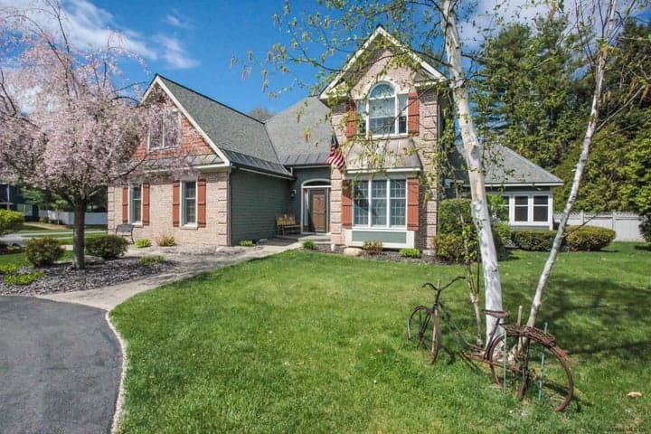 27 Arrowhead Road, Saratoga Springs, NY, photo 3