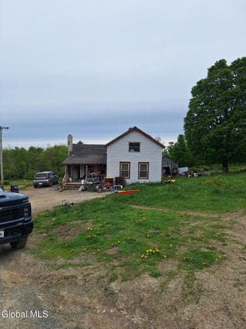 53 Snyder Road, Grafton, NY, photo 1
