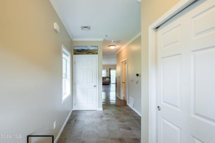 501 Avalon Place, Cohoes, NY, photo 3