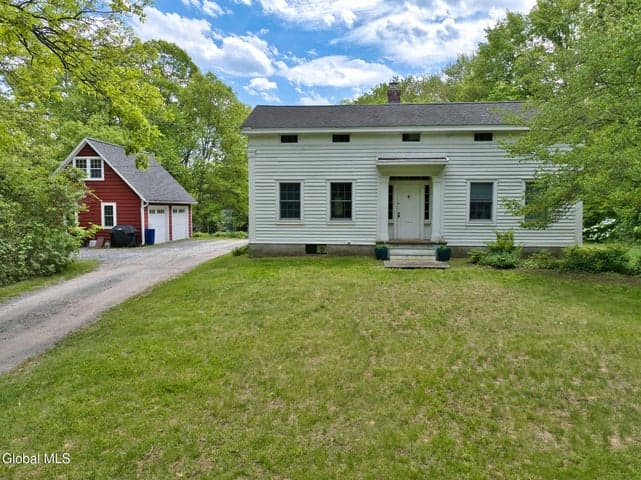 1712 Crescent Road, Clifton Park, NY, photo 1