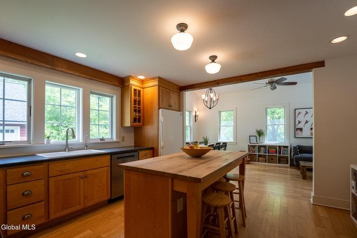1712 Crescent Road, Clifton Park, NY, photo 5