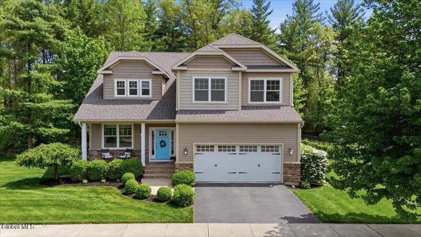 4 Annie Drive, Saratoga Springs, NY, photo 1