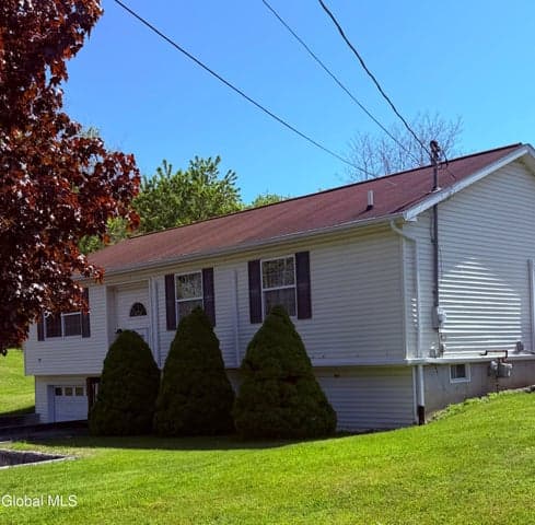 237 S Kingsboro Avenue, Gloversville, NY, photo 1