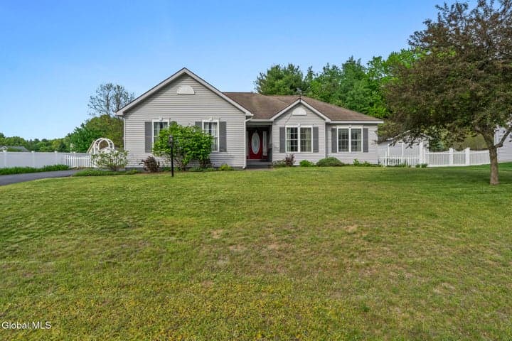 48 S Whitney Road, Saratoga Springs, NY, photo 1