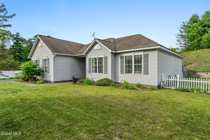 48 S Whitney Road, Saratoga Springs, NY, photo 2