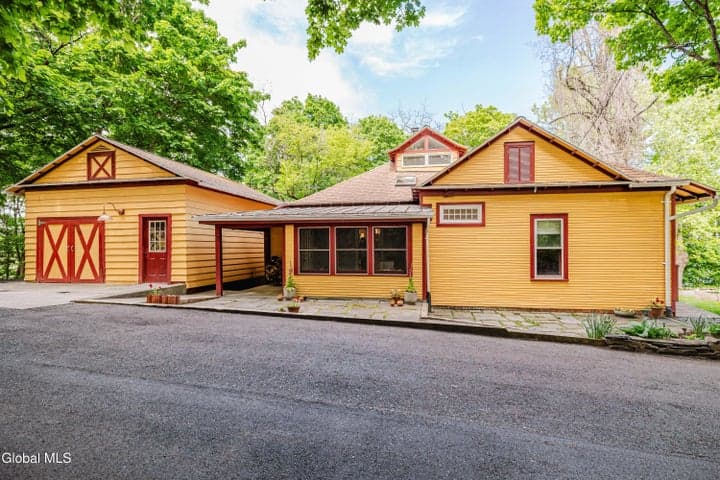 4 1st Street, Castleton-on-Hudson, NY, photo 1