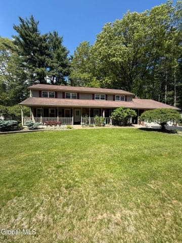 4 Pine Knoll Drive, Saratoga Springs, NY, photo 1