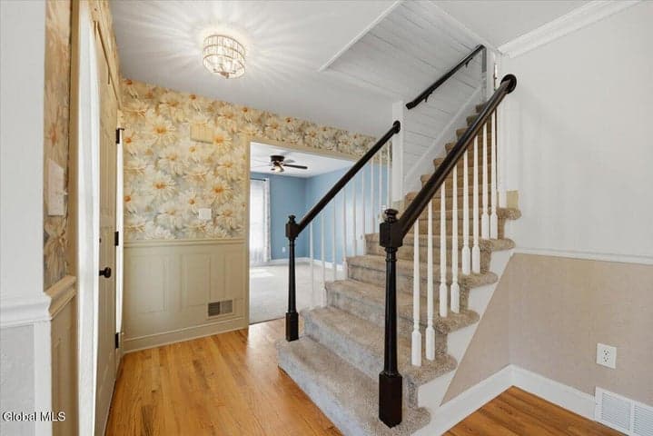 6 Wildwood Lane, Bethlehem, NY, photo 3