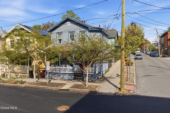 56 Henry Street, Saratoga Springs, NY, photo 1