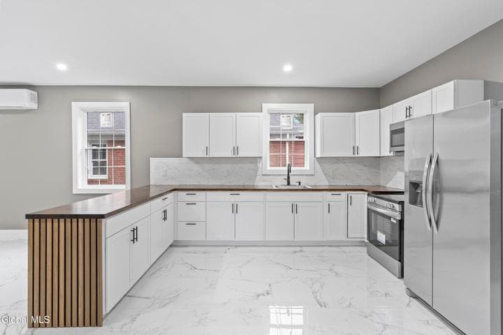 29 Marshall Avenue, Schenectady, NY, photo 2