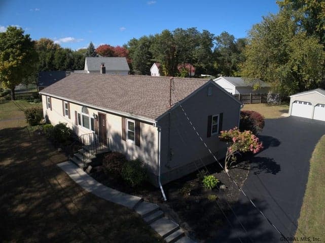 439 Krumkill Road, Bethlehem, NY, photo 3