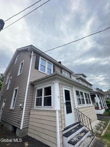 17 Winthrop Avenue, Albany, NY, photo 2