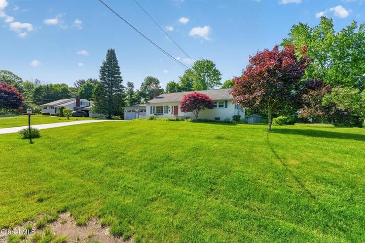 27 Forest Road, Ballston, NY, photo 4