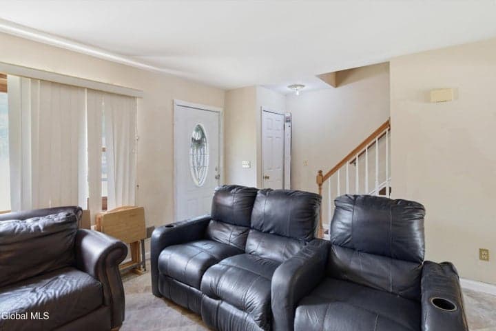 6190-6192 Depot Road, Guilderland, NY, photo 5