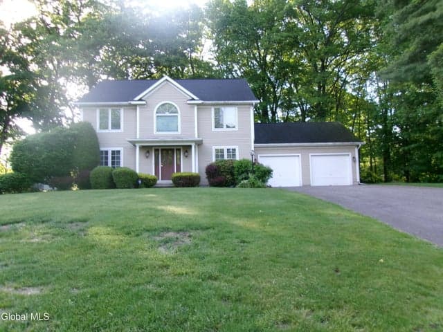 15 Pinecrest Drive, Niskayuna, NY, photo 4