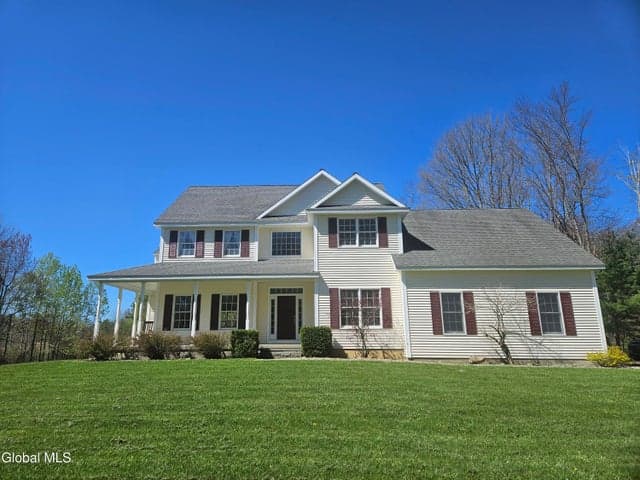 33 Fruitwood Drive, Ballston, NY, photo 1