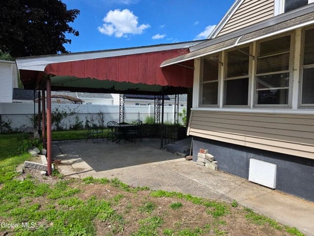1735 Suffolk Avenue, Rotterdam, NY, photo 3