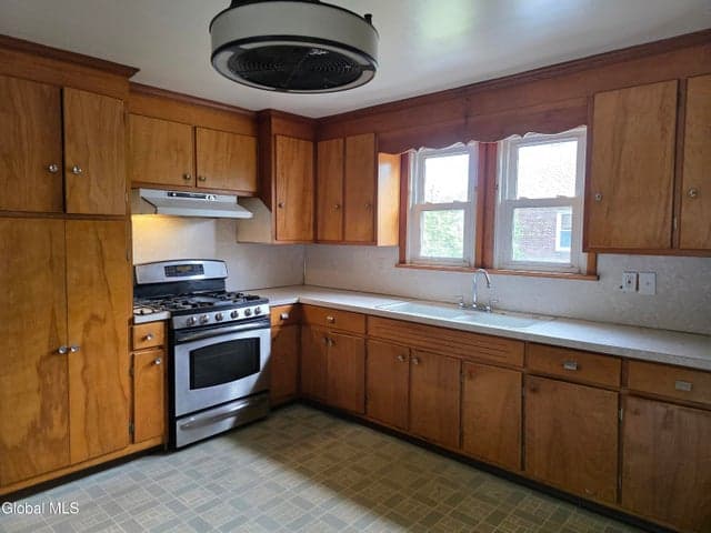 1735 Suffolk Avenue, Rotterdam, NY, photo 5