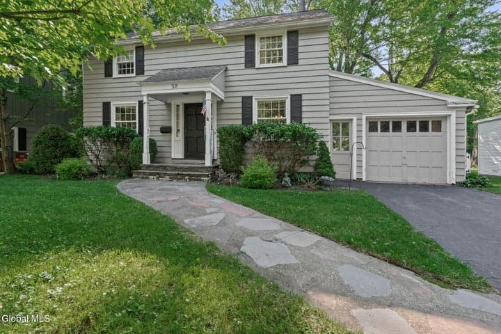58 Delmar Place, Bethlehem, NY, photo 3