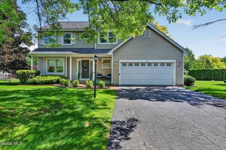 504 Nathaniel Drive, Guilderland, NY, photo 1