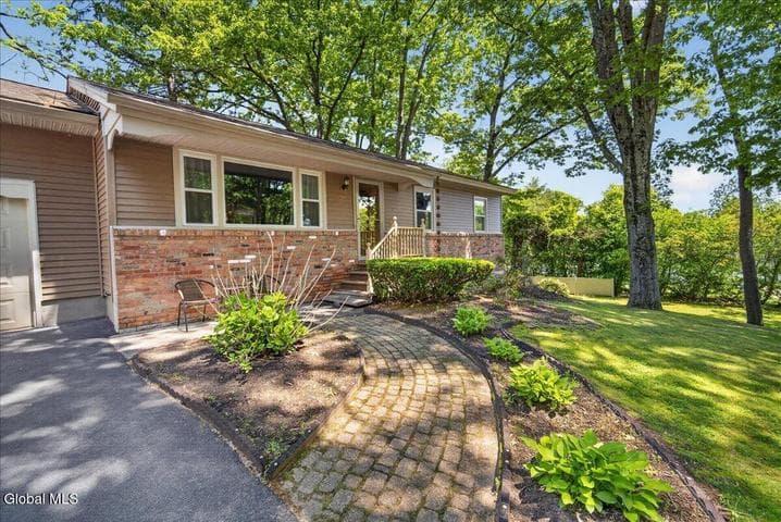 798 Westmoreland Drive, Niskayuna, NY, photo 2