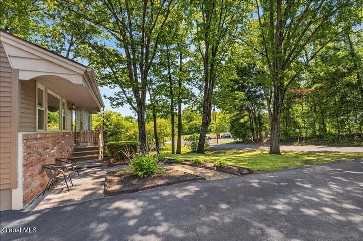 798 Westmoreland Drive, Niskayuna, NY, photo 3
