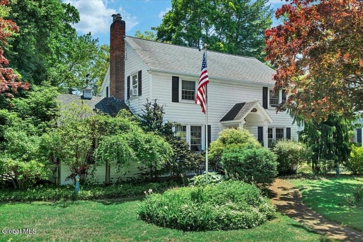 52 Delmar Place, Bethlehem, NY, photo 3