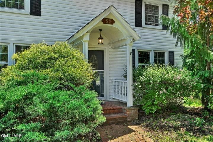 52 Delmar Place, Bethlehem, NY, photo 4