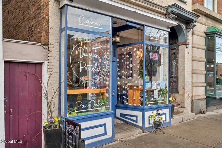 418 Madison Avenue, Albany, NY, photo 5