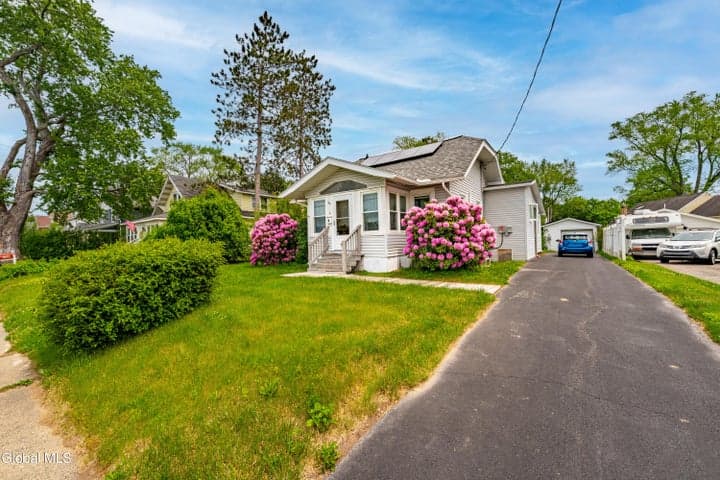 6 Campbell Avenue, Castleton-on-Hudson, NY, photo 2