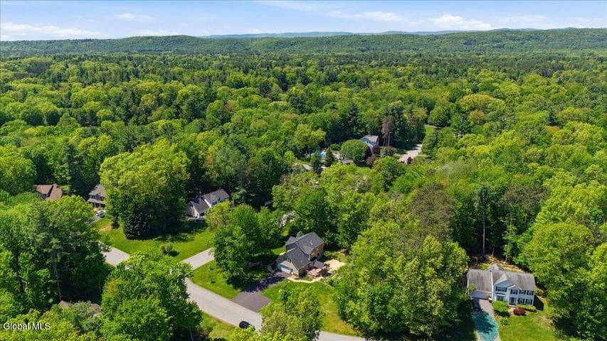2 Sheffield Road, Wilton, NY, photo 5