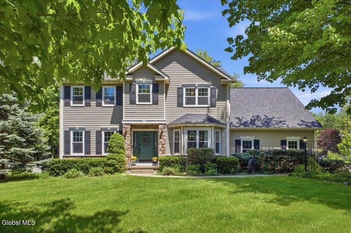 2 Sheffield Road, Wilton, NY, photo 2