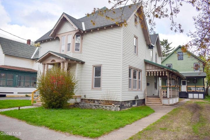 130 Spring Street, Gloversville, NY, photo 2